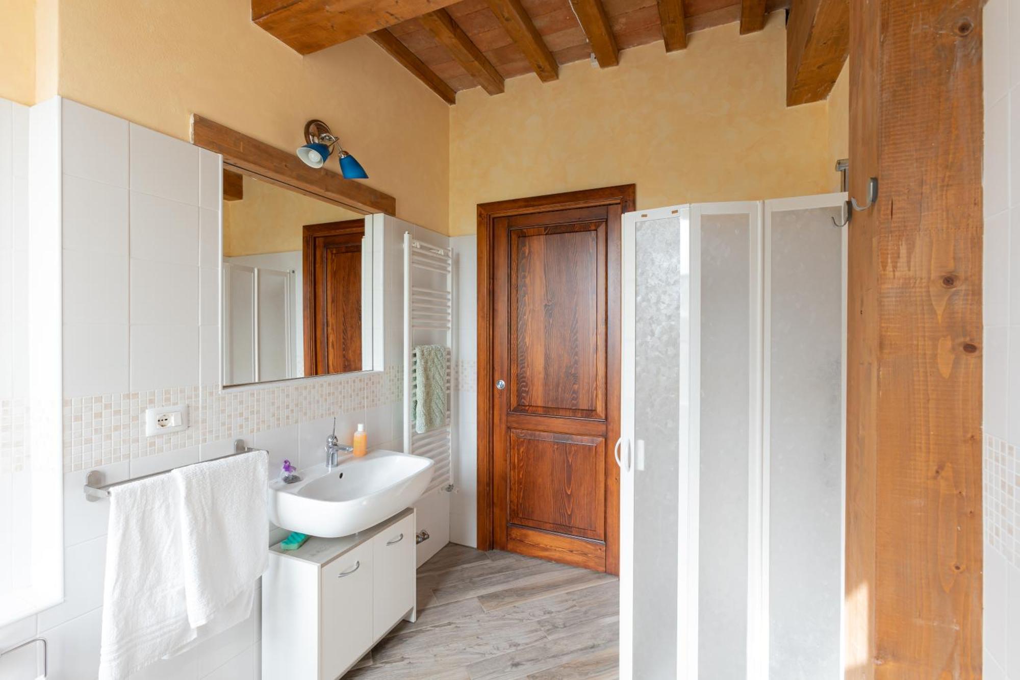 Agriturismo La Valle Della Lavanda - Podere Mezzastrada Fauglia Zimmer foto